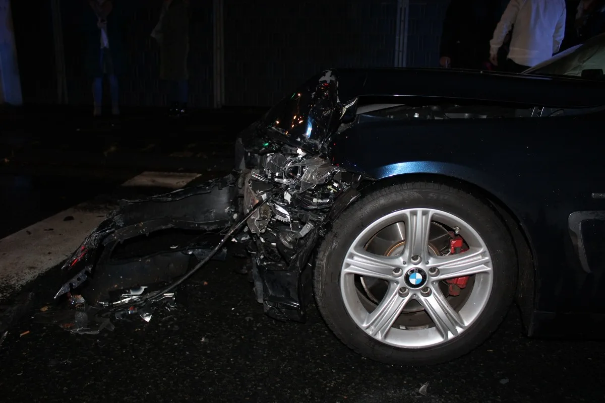 Hagen-Hohenlimburg - Drei Leichtverletzte bei Unfall am Montagabend
