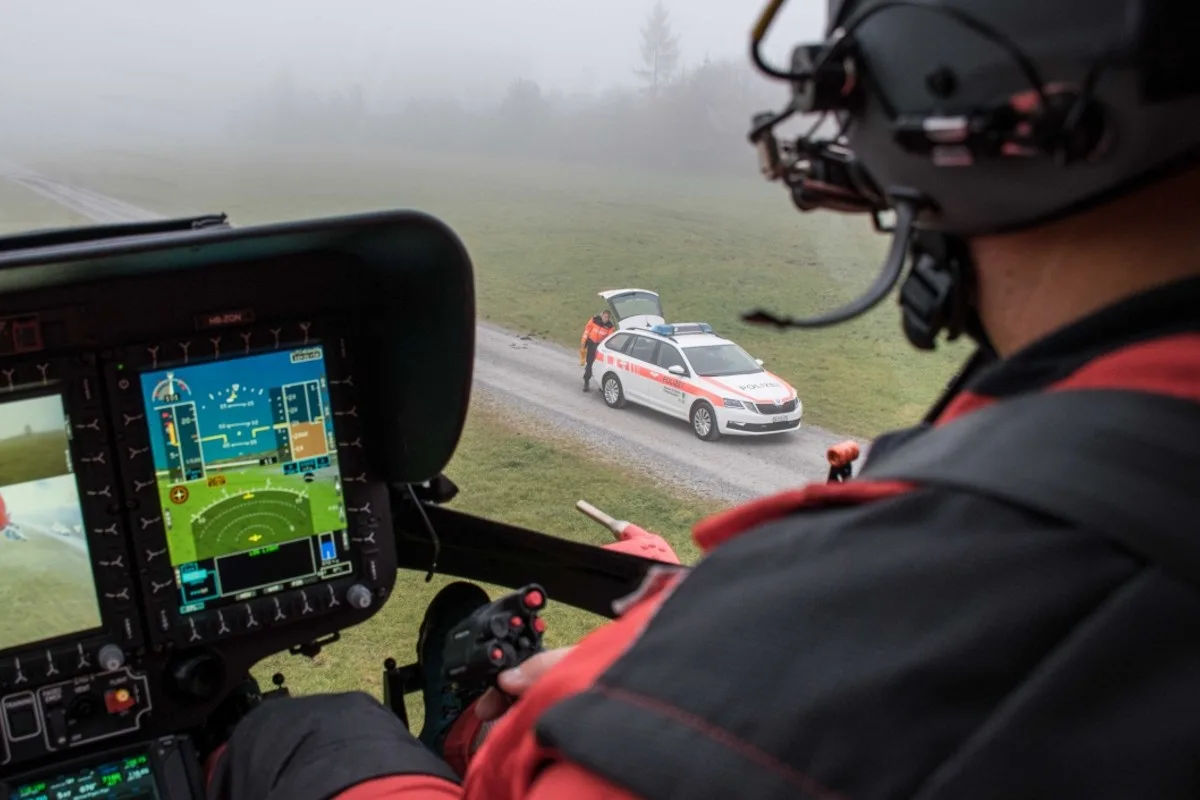 Unterwasser SG - Helikopter nach Unfall im Einsatz