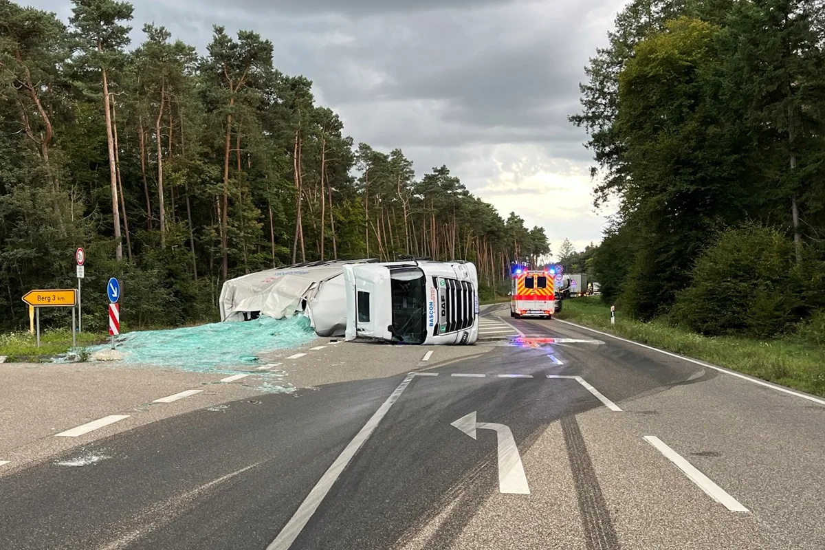 B9 Berg RP – Schwerer Unfall mit zwei beteiligten Lkw