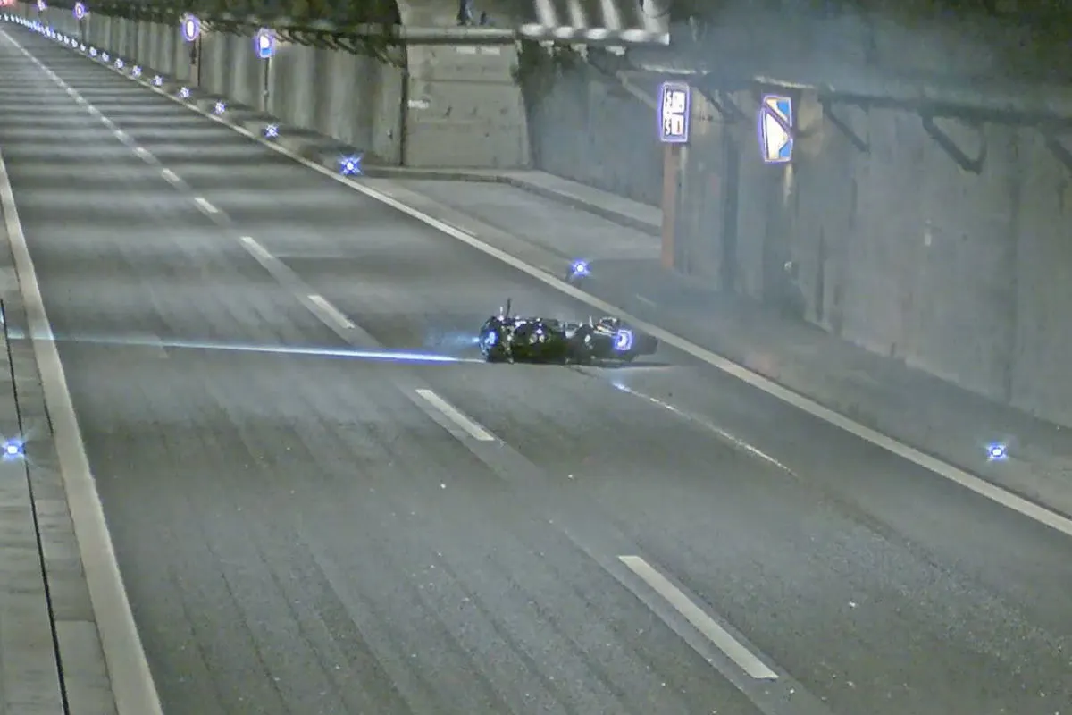 A3 Obstalden GL – Motorradfahrer stürzt in Kerenzerbergtunnel