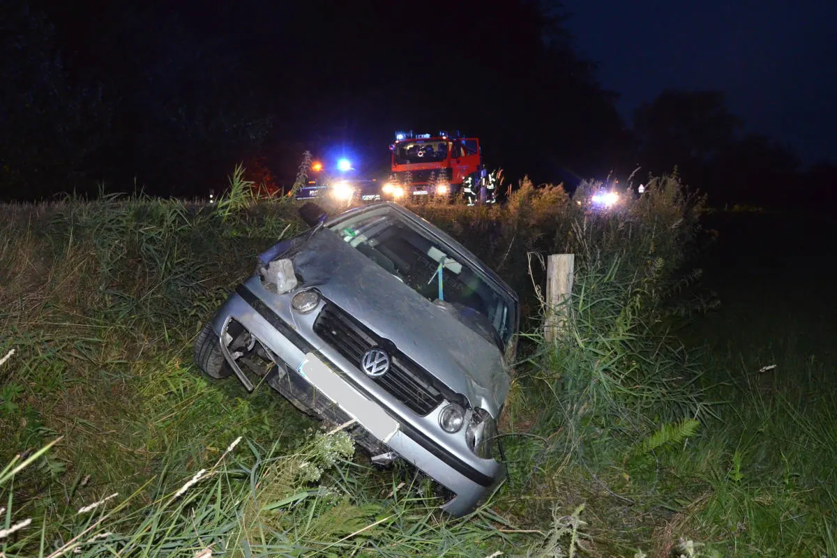 Unfall unter Alkoholeinfluss - Polizeibeamte beleidigt