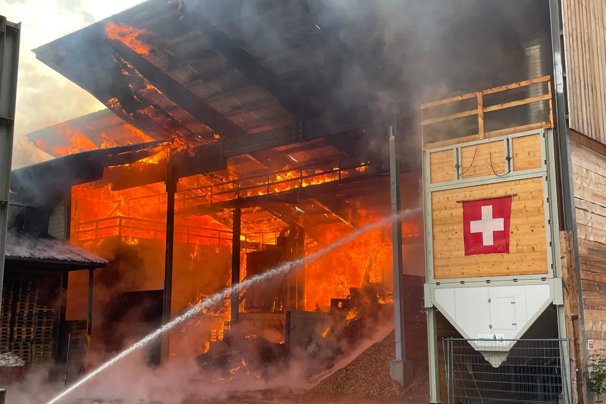 Ringgenberg BE – Brand in Pelletfabrik 