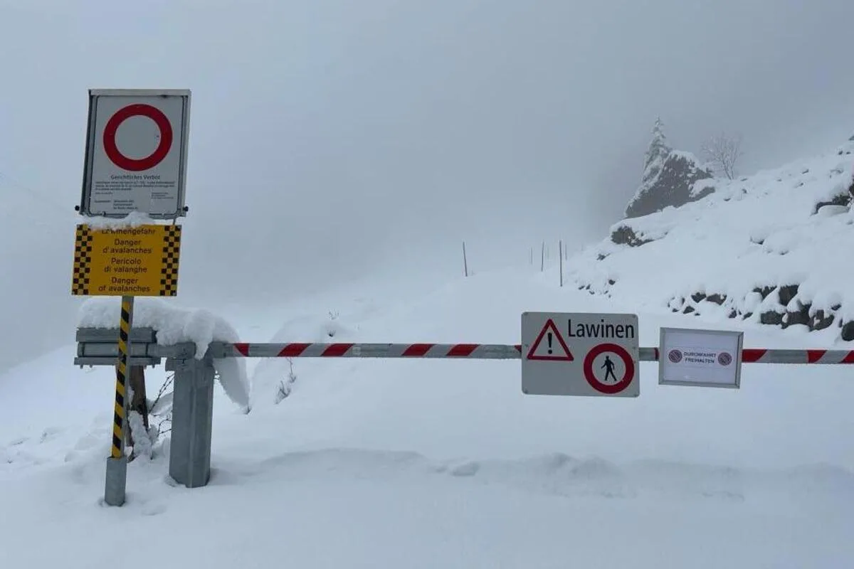 Bach in Tirol – Lawine erfasst Bus 