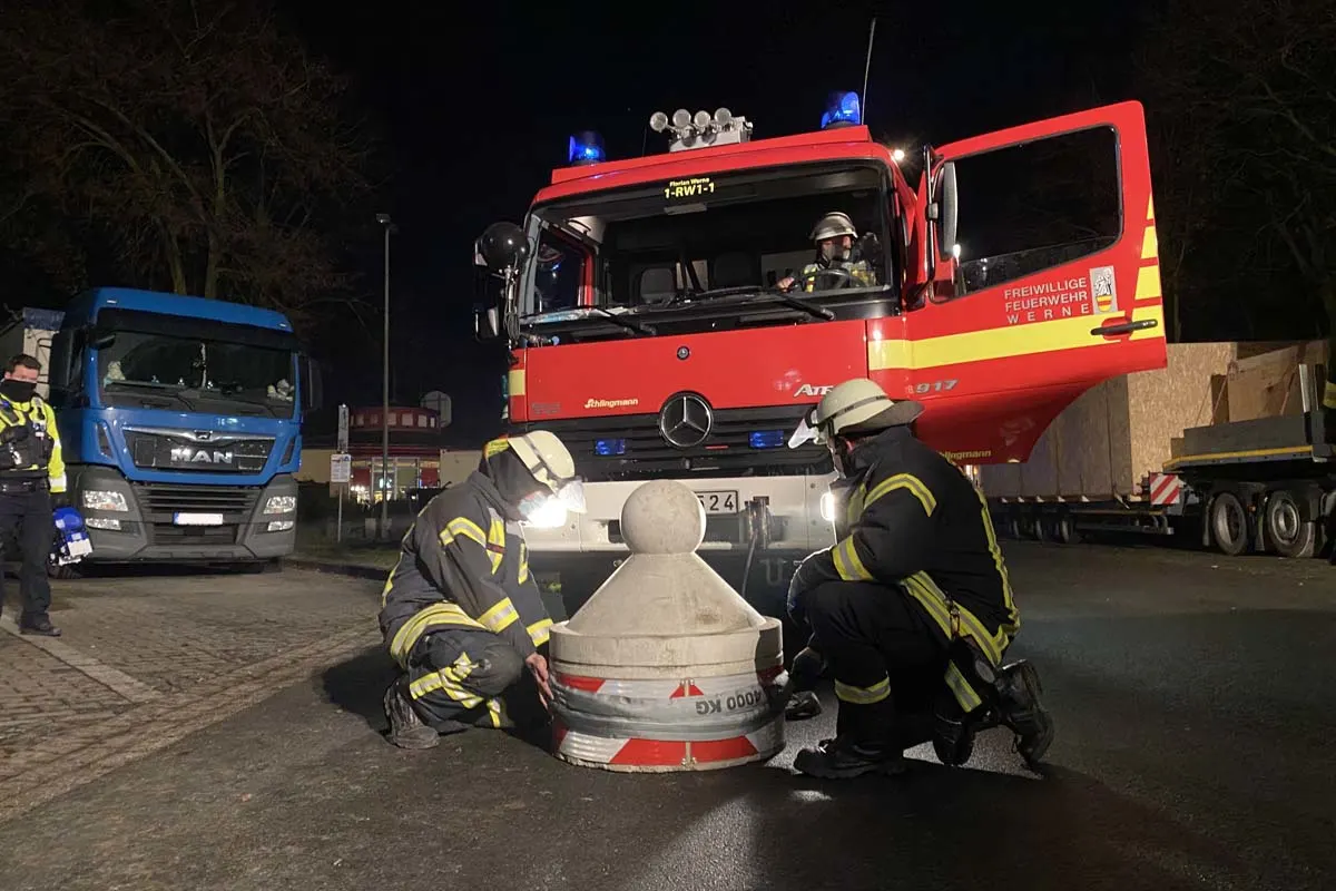 Werne - Ca. 500kg Findling auf der BAB