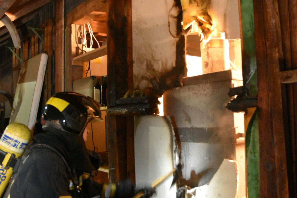 Schellenberg FL - Hütte in Brand geraten