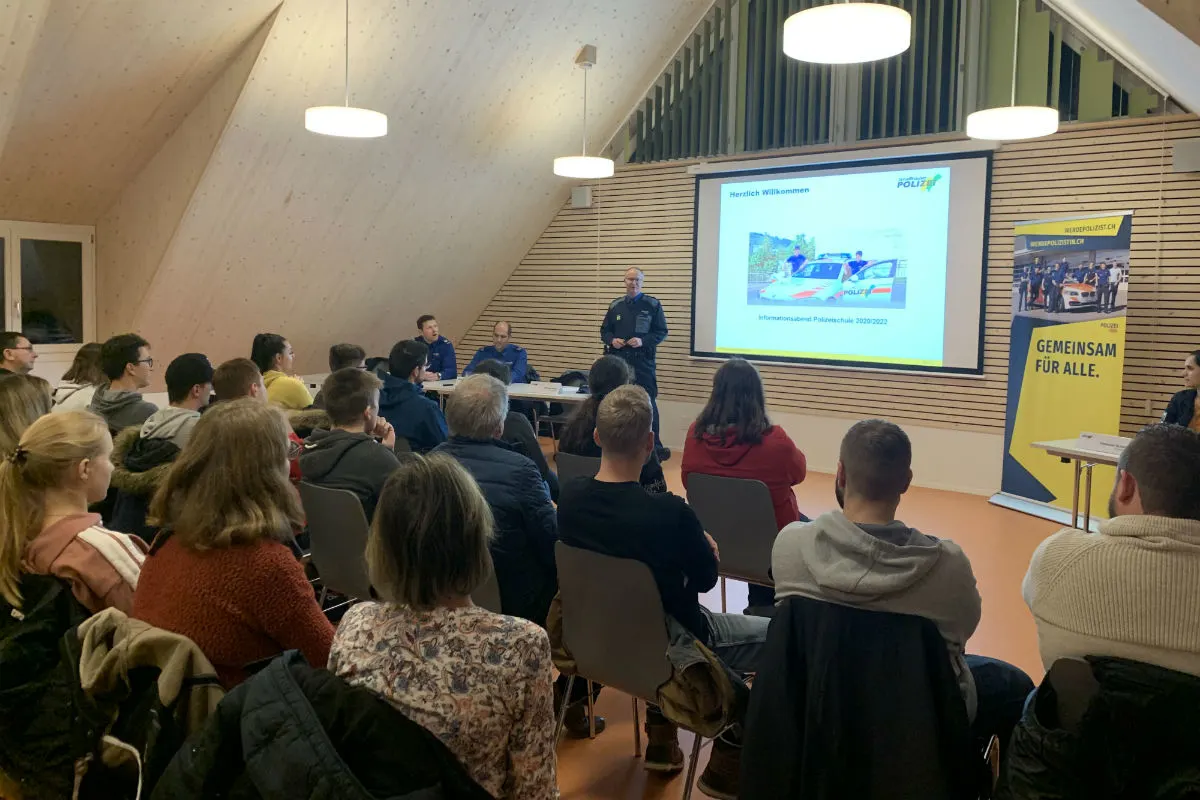 Neunkirch SH - Grosses Interesse an der Polizeiausbildung