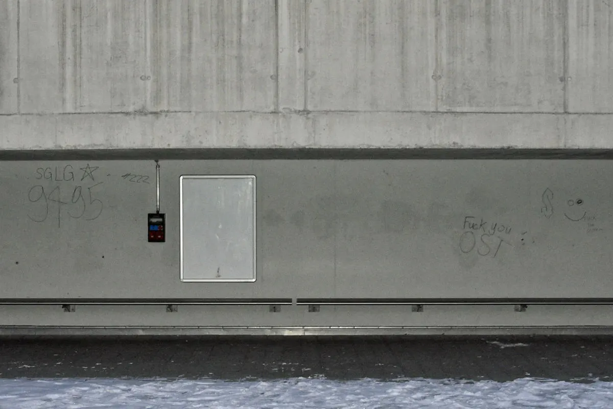 Triesen FL - Schulen von Vandalen beschädigt