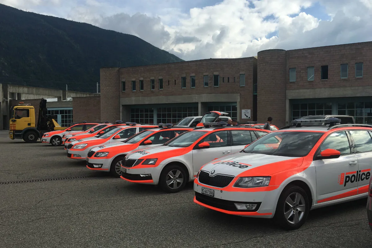 Martigny VS - Polizeiintervention beim offiziellen Standplatz für Fahrende