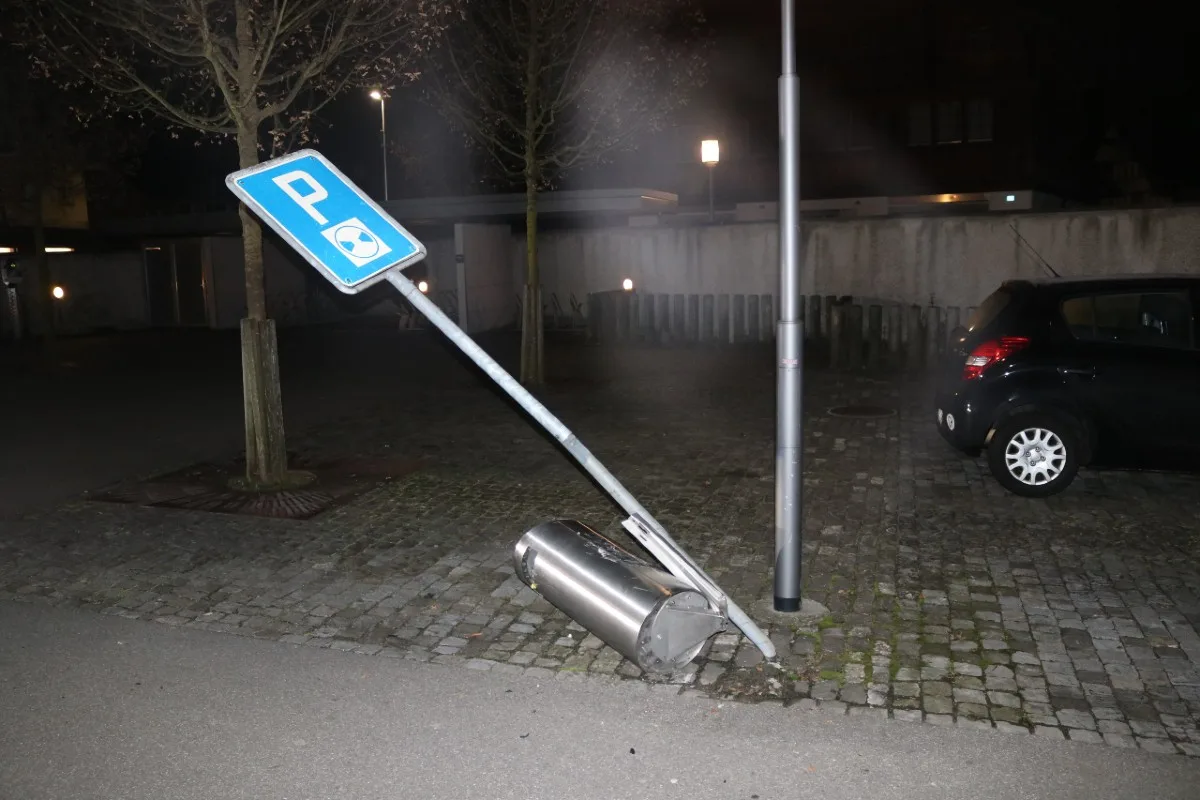 Ausweiseinzug in Appenzell/AI - Frau im Pickup fuhr in diverse Hindernisse