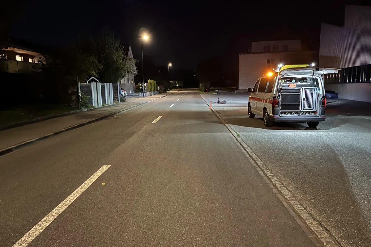Oberriet SG - Jugendliche mit einem E-Scooter gestürzt