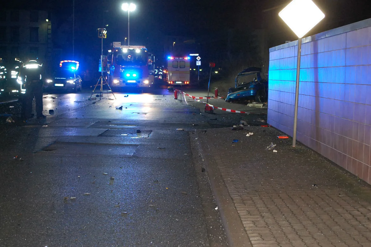 Autofahrer tödlich verunfallt - Zeugenaufruf