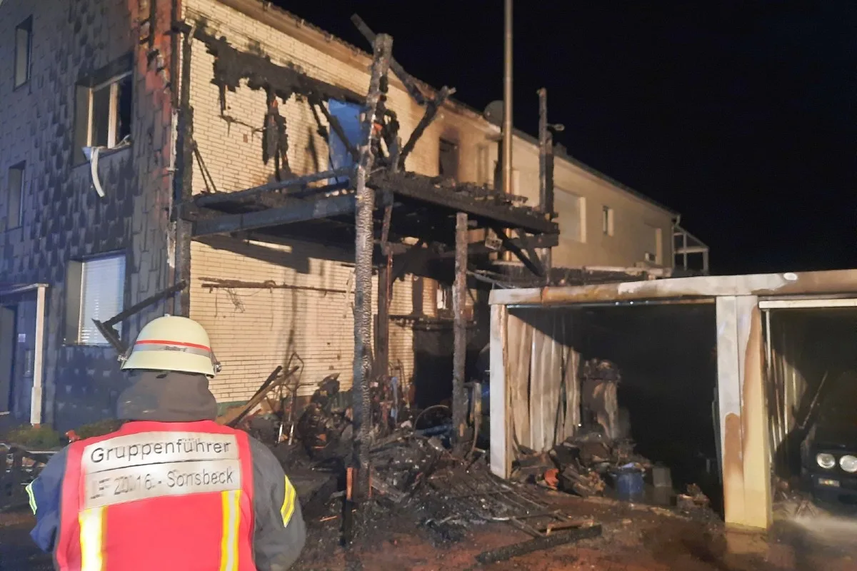 Sonsbeck - Wohnhaus durch Großbrand erheblich beschädigt
