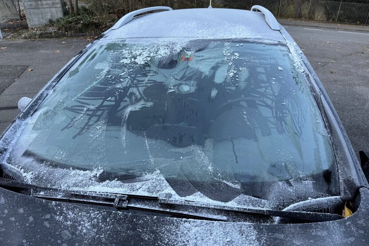 St.Gallen – Drei Autofahrende mit vereisten Scheiben gestoppt