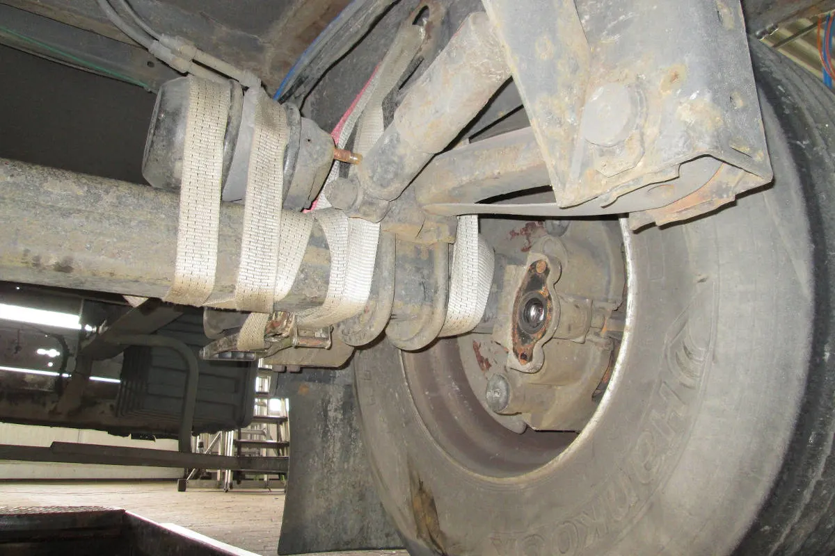 A2 Herford – Lkw mit defekter Bremsanlage und Reifenschäden