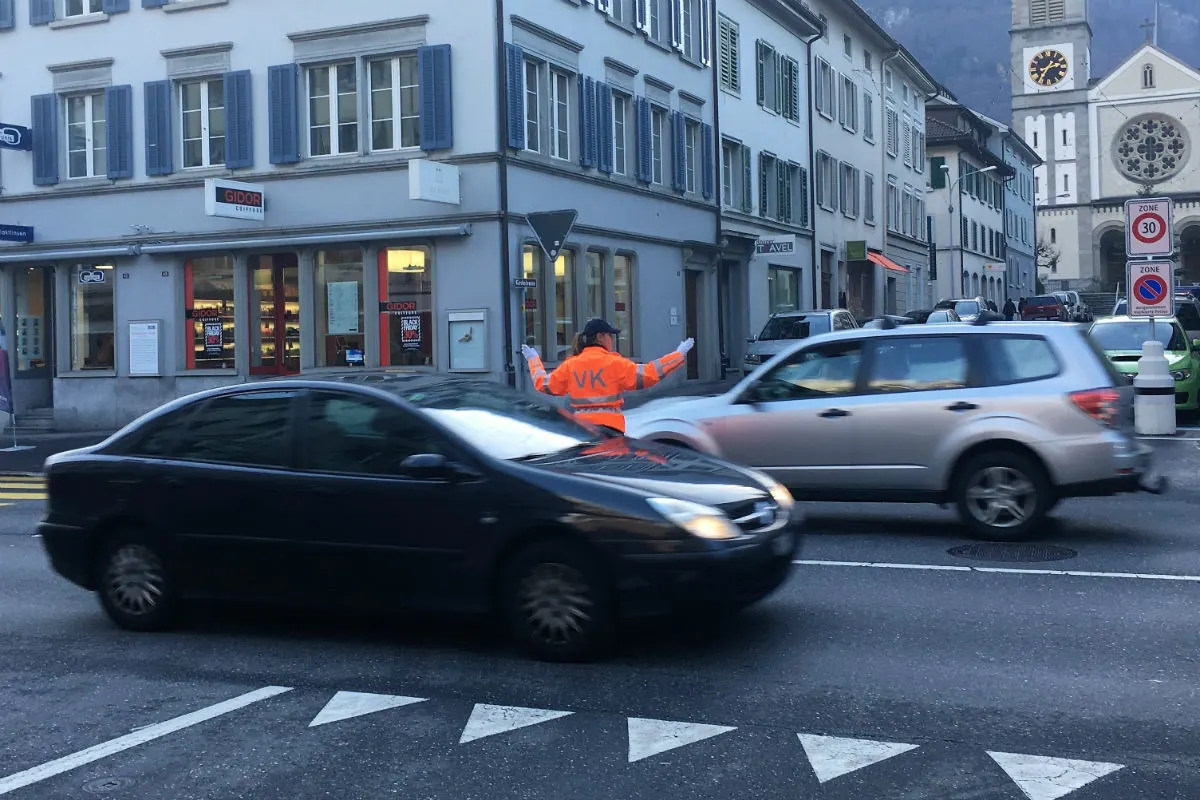 Glarus GL - Prüfungserfolg der neuen Verkehrskadetten/innen