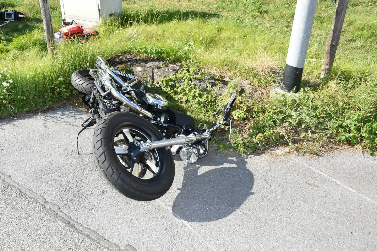 Heiligkreuz SG - Motorradfahrer nach Bremsmanöver gestürzt