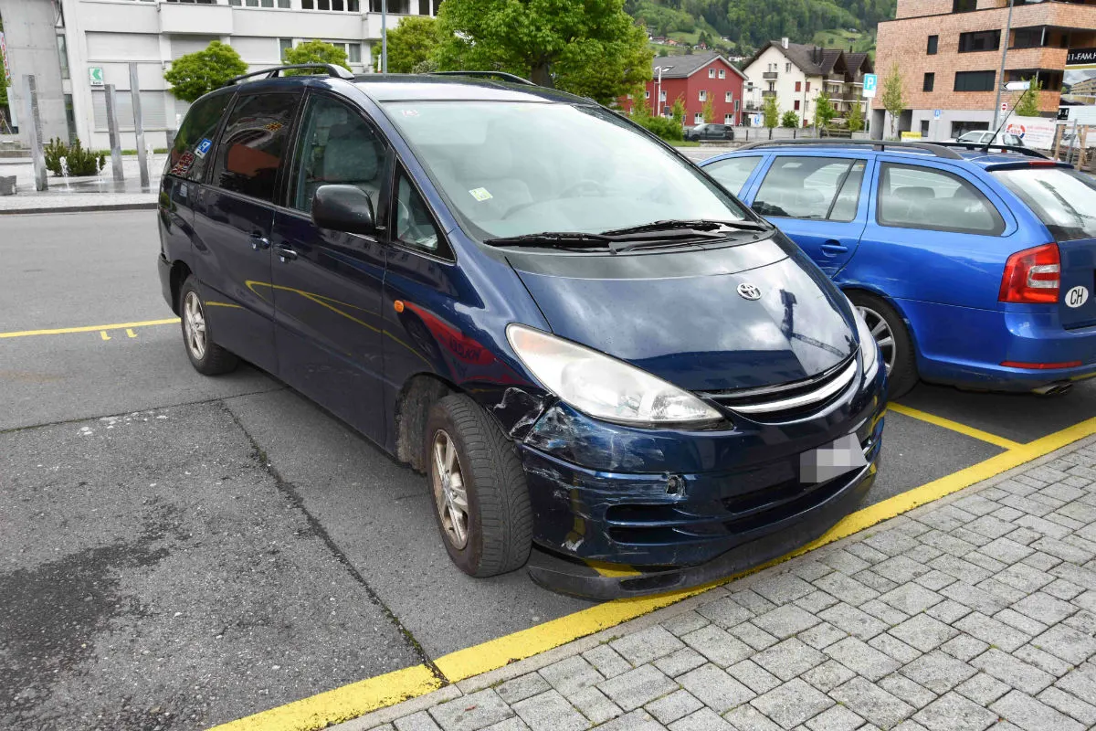 Walenstadt SG - Crash zwischen zwei Autos