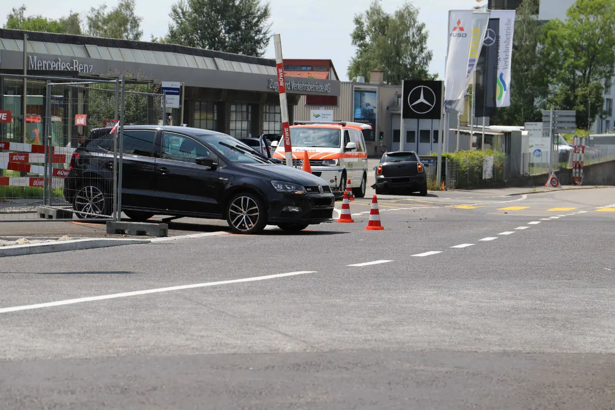 Zug ZG - Einmal Vortritt missachtet – zweimal Totalschaden