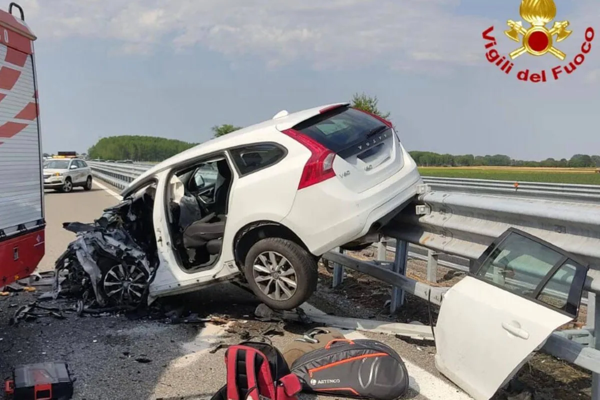 Tödlicher Horrorunfall auf der Autobahn A7 Mailand - Genua wegen einem Geisterfahrer!