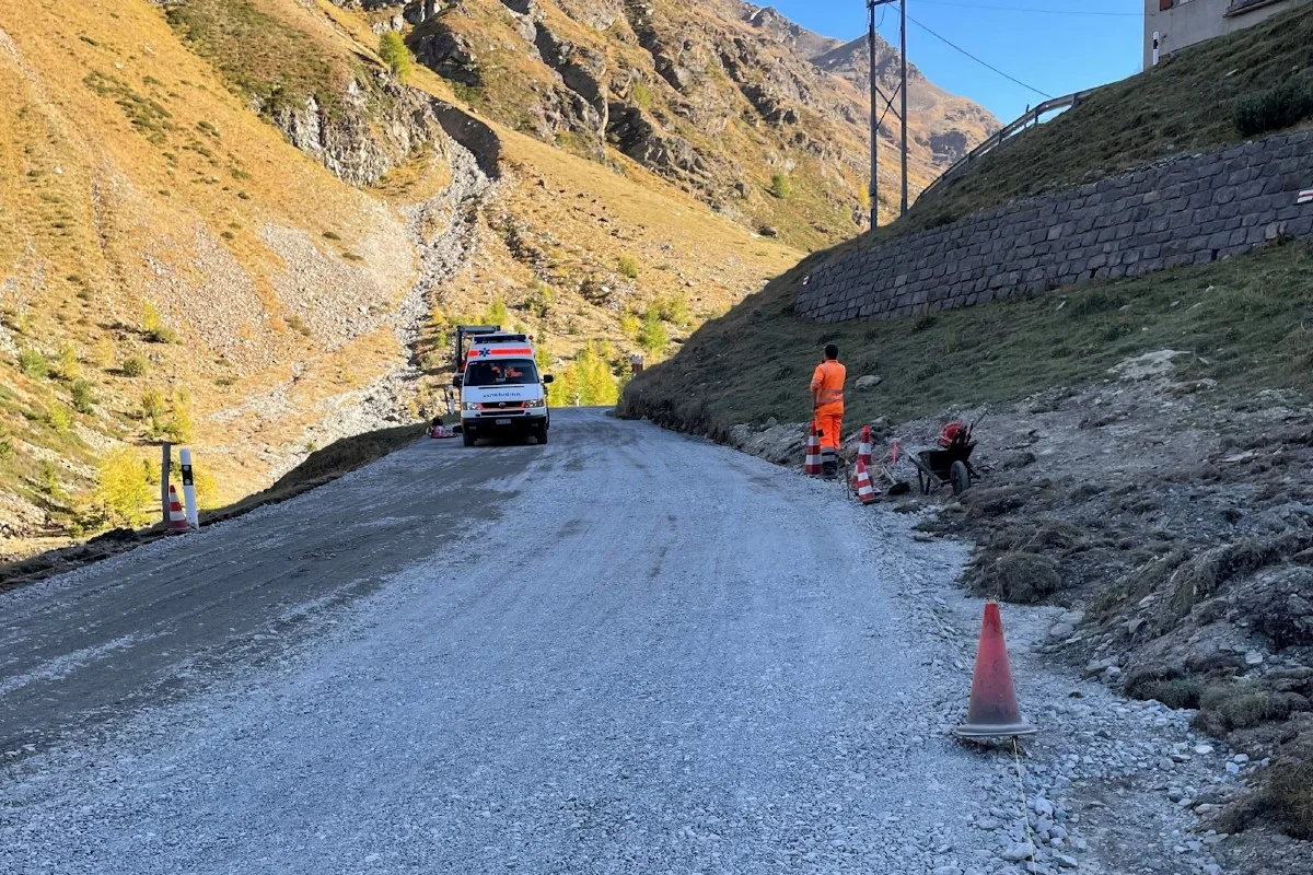 Sta. Maria Val Müstair GR - Motorradfahrer nach Sturz am Umbrailpass verletzt