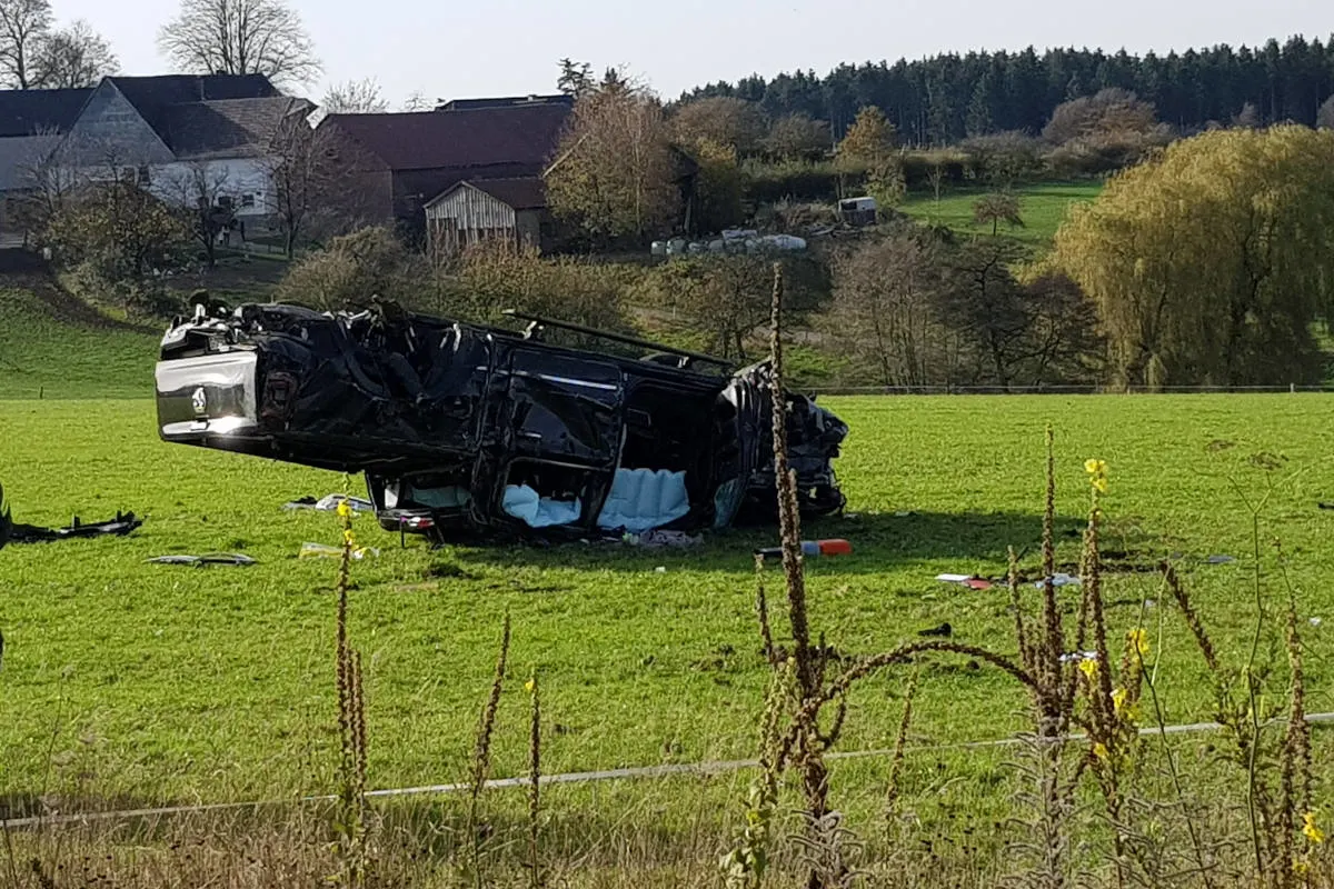 Breckerfeld – Verkehrsunfall und Gasgeruch beschäftigen Feuerwehr