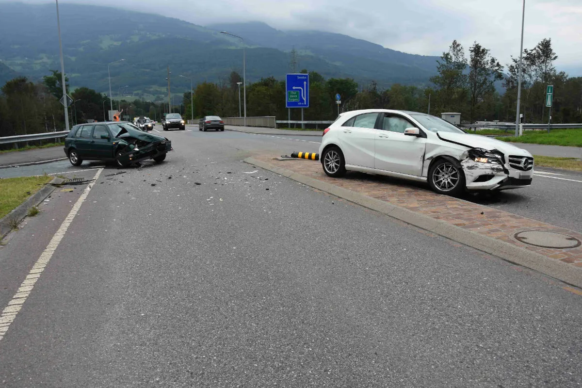 Sevelen SG - Auto übersehen und kollidiert