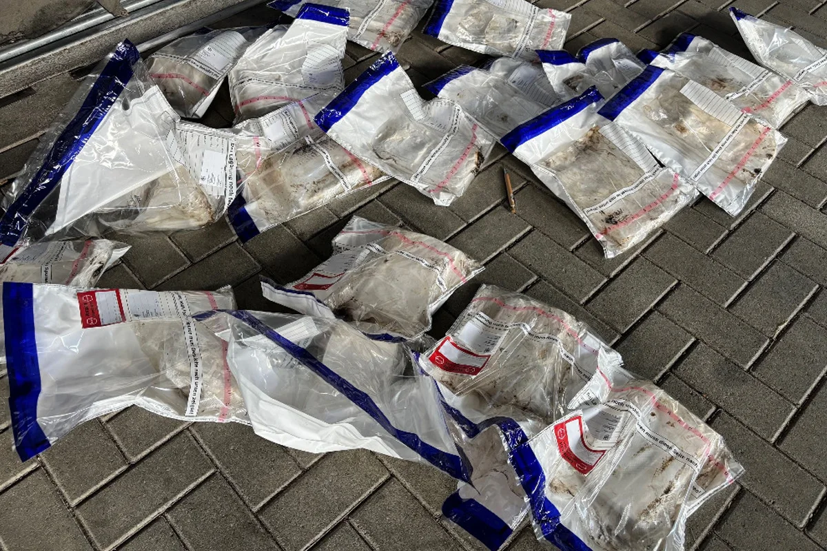A1 Bremen HB – Zoll stellt 19 Kilo Amphetamin in Pkw sicher