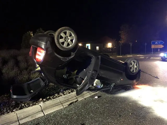 Schwerer Unfall bei Wöllstein – Mit Pkw auf B420 überschlagen