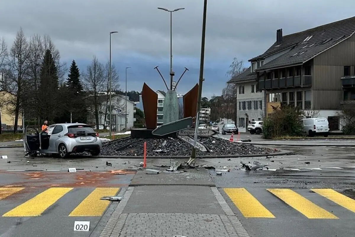 Rümlang ZH – Inselschutzpfosten trifft 12-Jährige bei Unfall