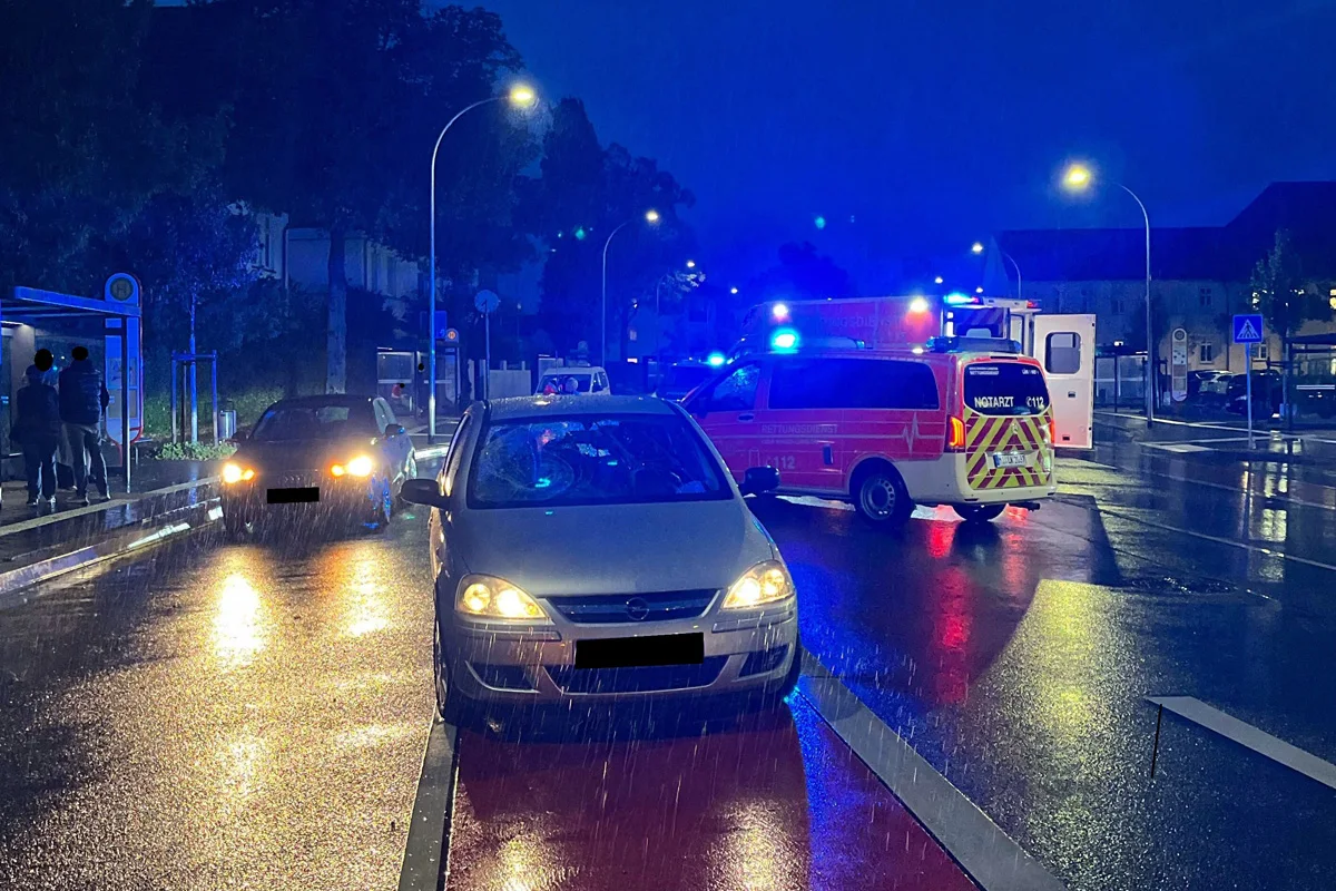 Lübbecke NW – Fußgänger bei Unfall auf Zebrastreifen schwer verletzt