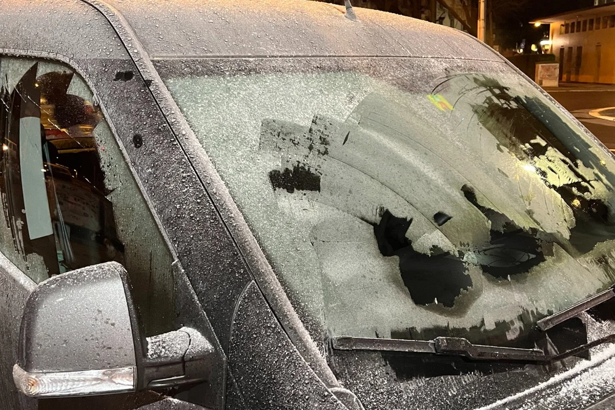 Kontrollen im Kanton Luzern - 10 Autos mit vereisten Scheiben gestoppt