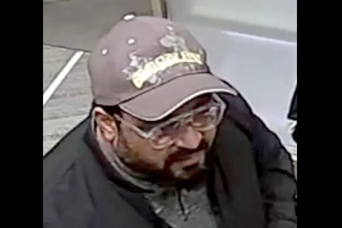  Bielefeld NW – Fahndung nach Diebstahl in Juwelier-Geschäft