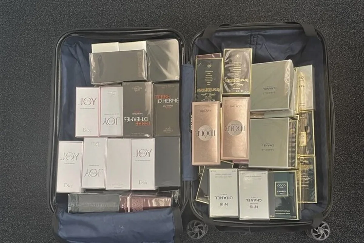Zürich - Dieb mit Zigaretten und Parfums erwischt 