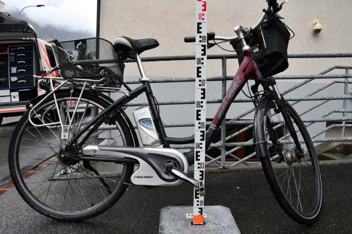 Chur GR - E-Bikefahrerin verletzt sich bei Kollision