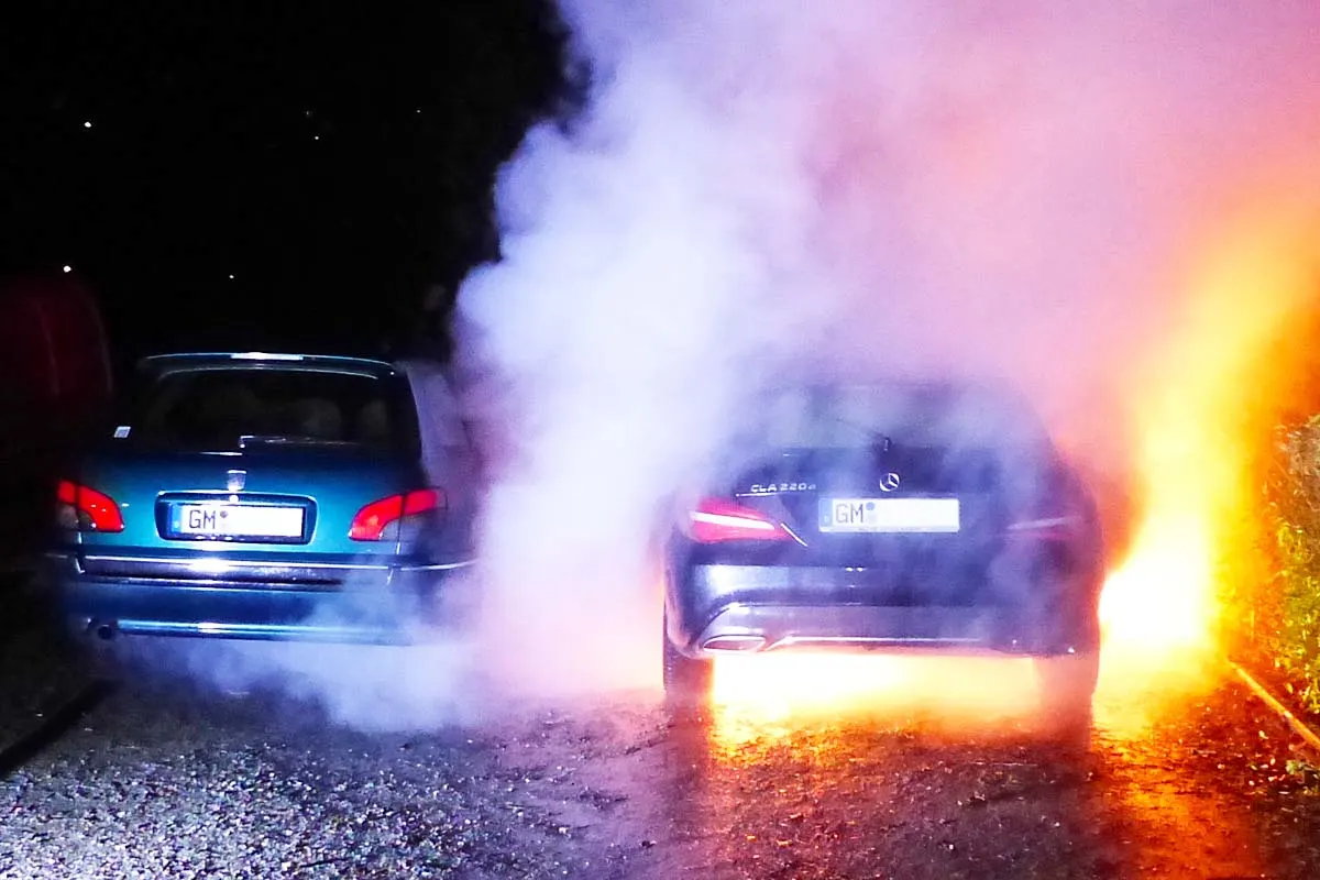 Brandstiftung in Waldbröl - Auto in Brand gesetzt