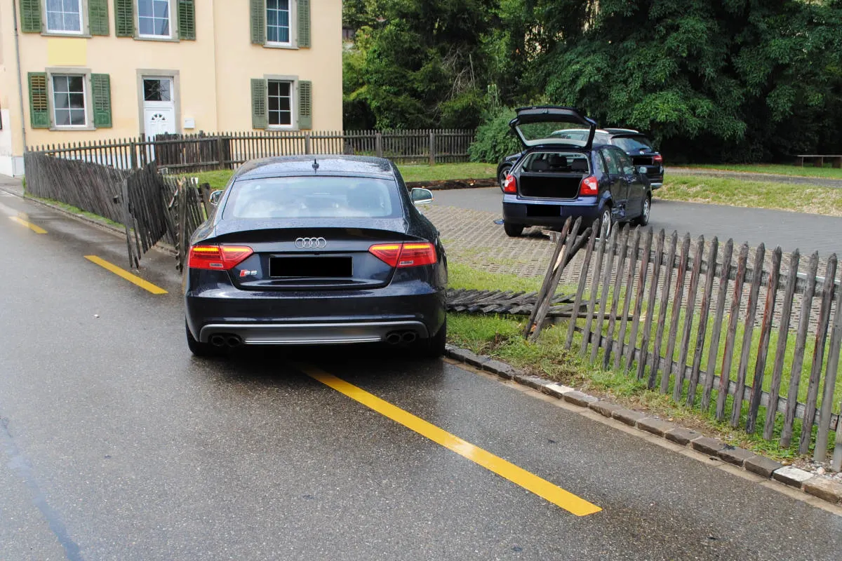 Schaffhausen SH - Zeugenaufruf zu Verkehrsunfall auf der Breite