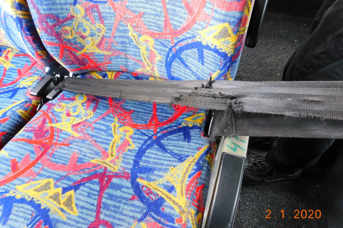 A61 Dieblich -  Kinder atmen Abgase in defektem Reisebus ein