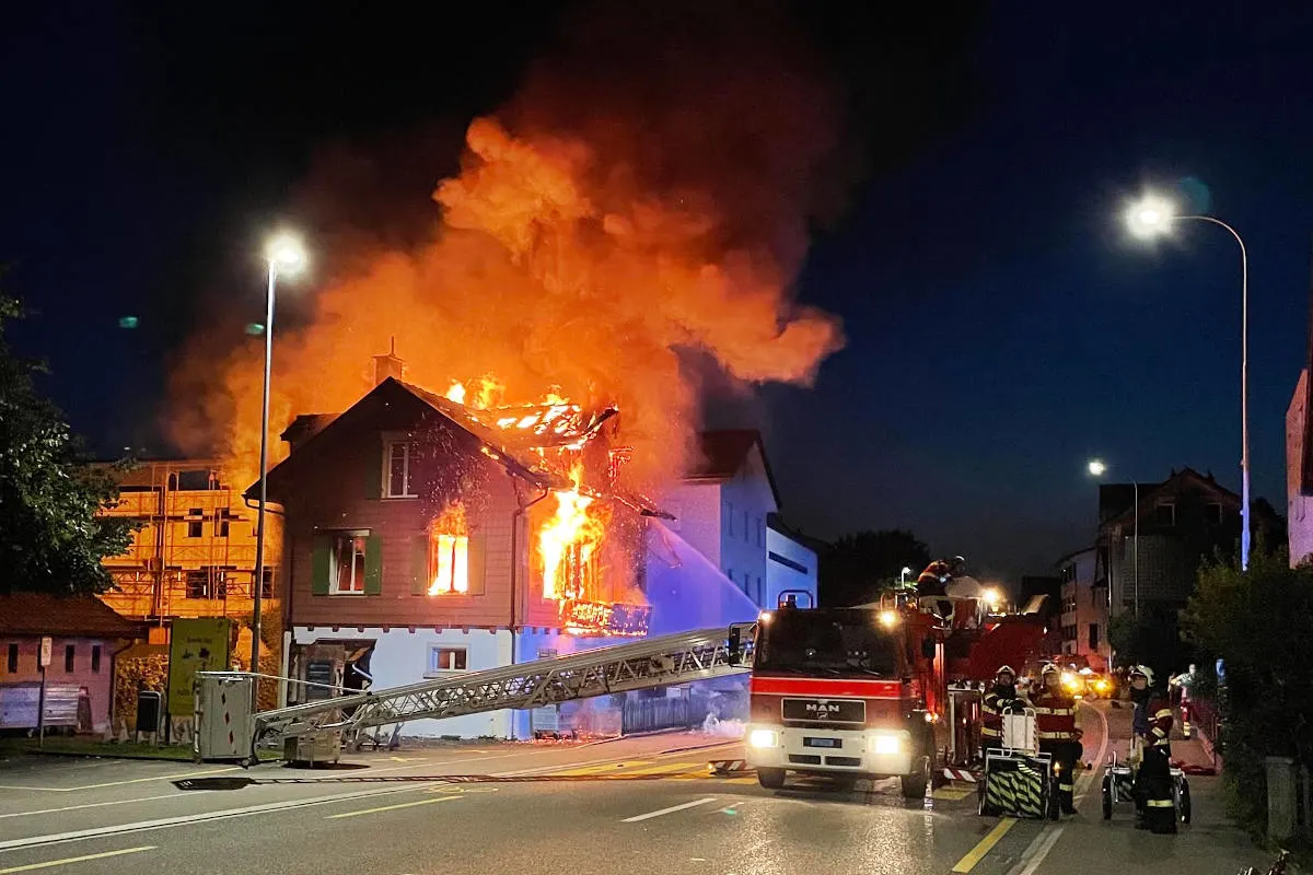 Bäch und Euthal SZ – Brände in der letzten Nacht