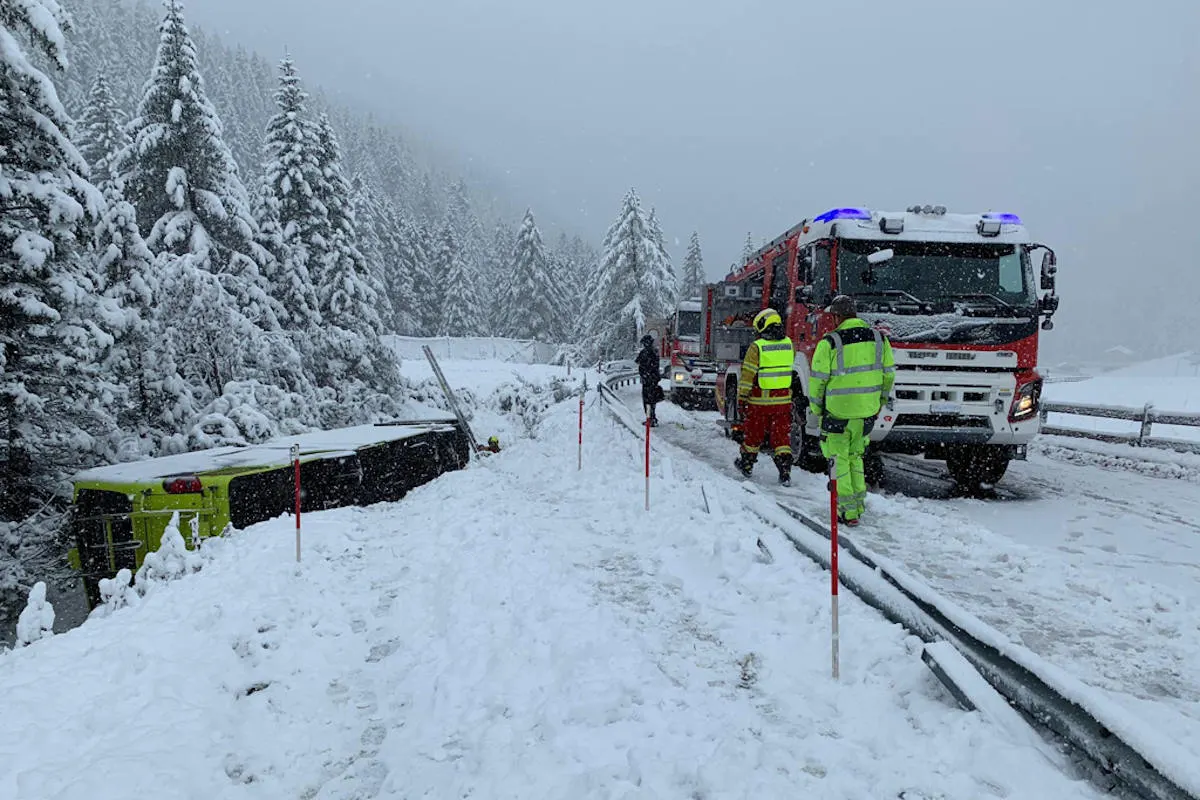 Schwerer Unfall bei Malbun – Linienbus verunfallt bei winterlichen Strassenverhältnissen