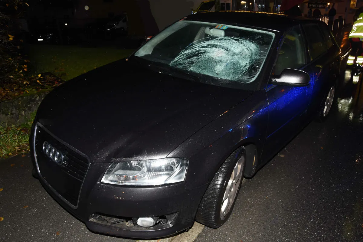 Uznach SG - Fussgängerin von Auto erfasst und schwer verletzt