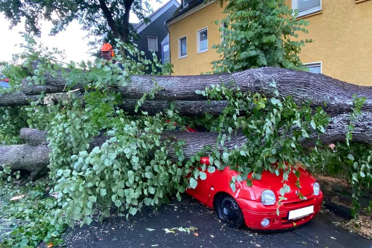 Dortmund - Lokales Unwetter über dem Süden Dortmunds