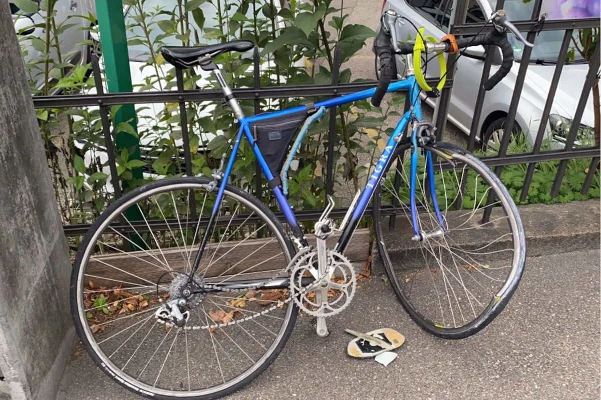 Stadt Schaffhausen – Velofahrer bei Kollision mit Auto verletzt