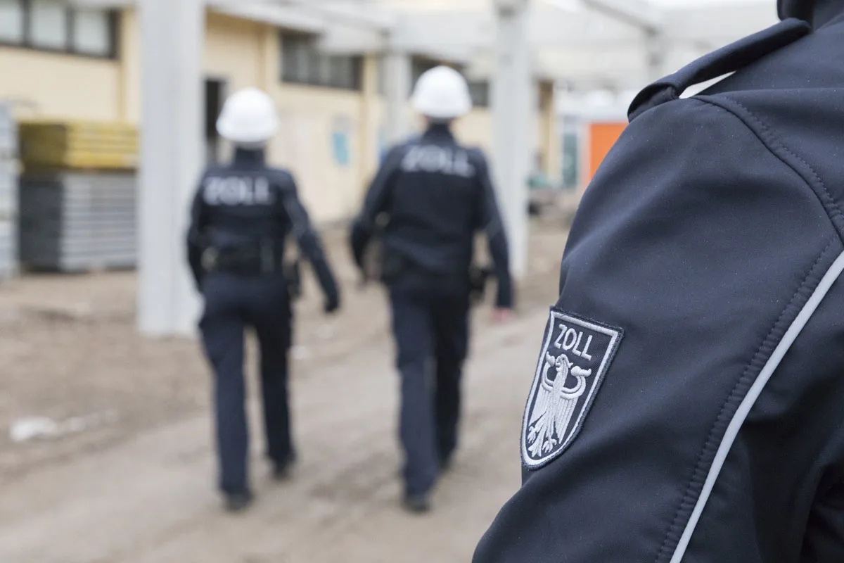 München - Zoll deckt illegale Beschäftigung auf