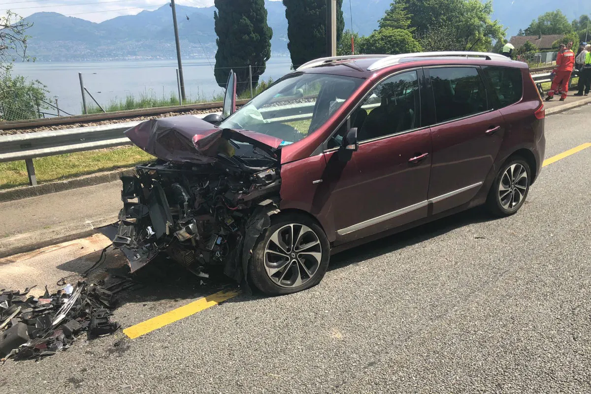 St-Gingolph VS - Kollision fordert drei Verletzte 