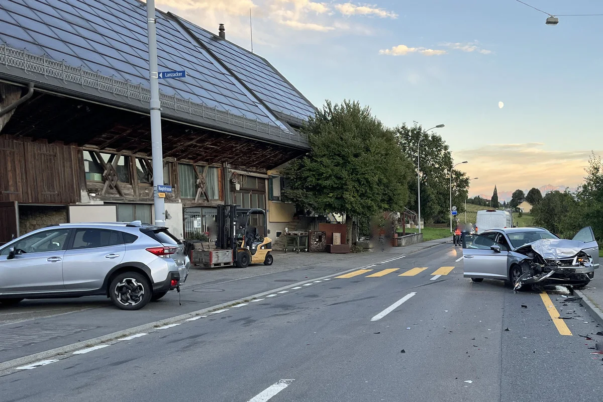 Altwis LU – Alkoholisierter Lenker verursacht Auffahrunfall