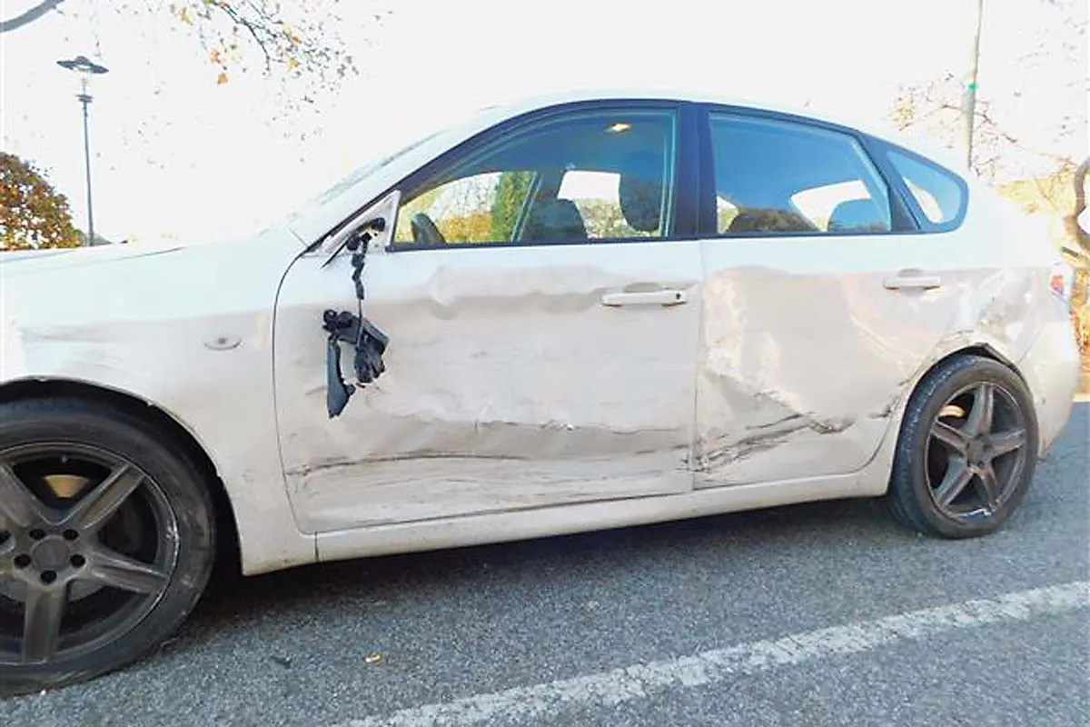 Verkehrsunfall beim Fahrstreifenwechsel in Betzdorf - Lkw kollidierte mit Pkw