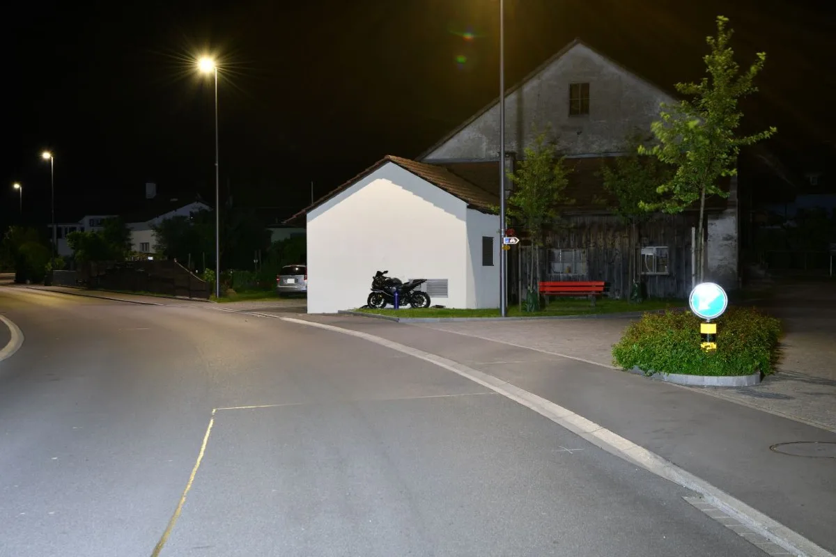 Schafisheim AG - 22-jähriger Motorradfahrer nach Unfall tot