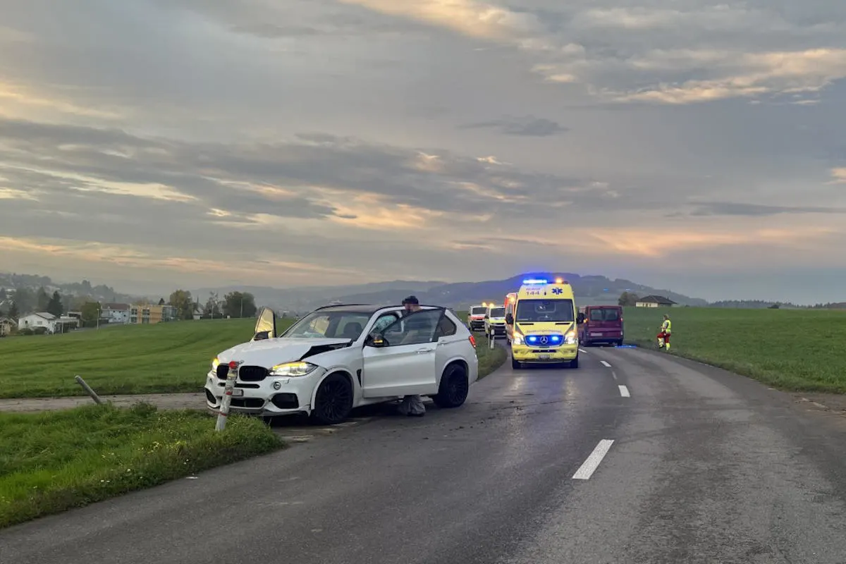 Menziken AG – Drei Verletzte nach Unfall