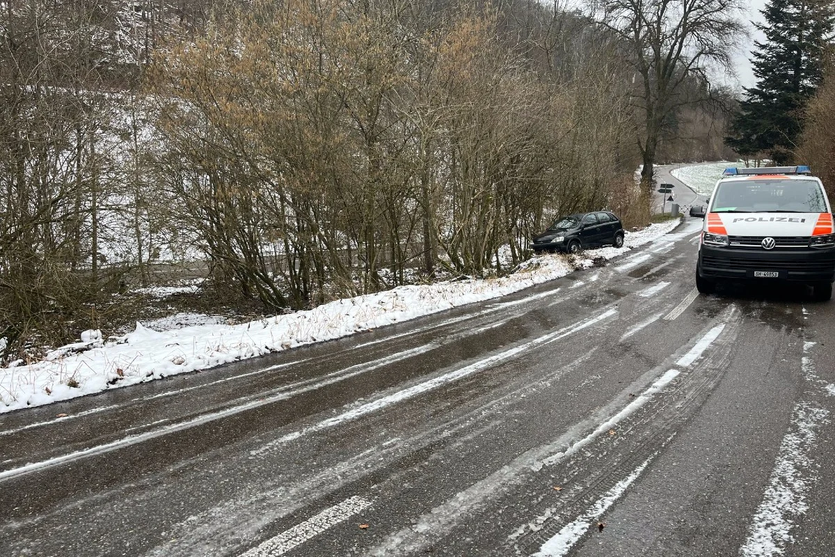 Stetten SH -  Fahrverbot missachtet und Alleinunfall verursacht