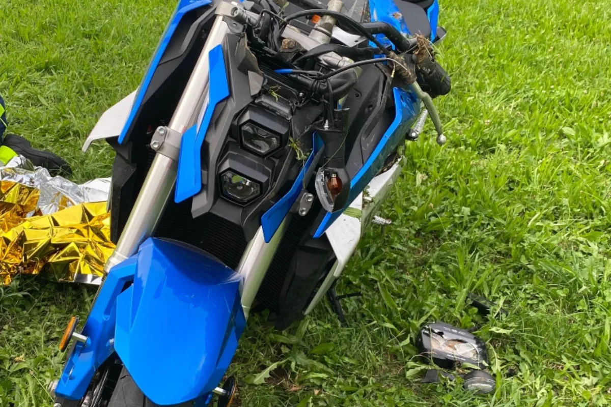 Büren SO - Junger Motorradlenker wird bei Selbstunfall erheblich verletzt 